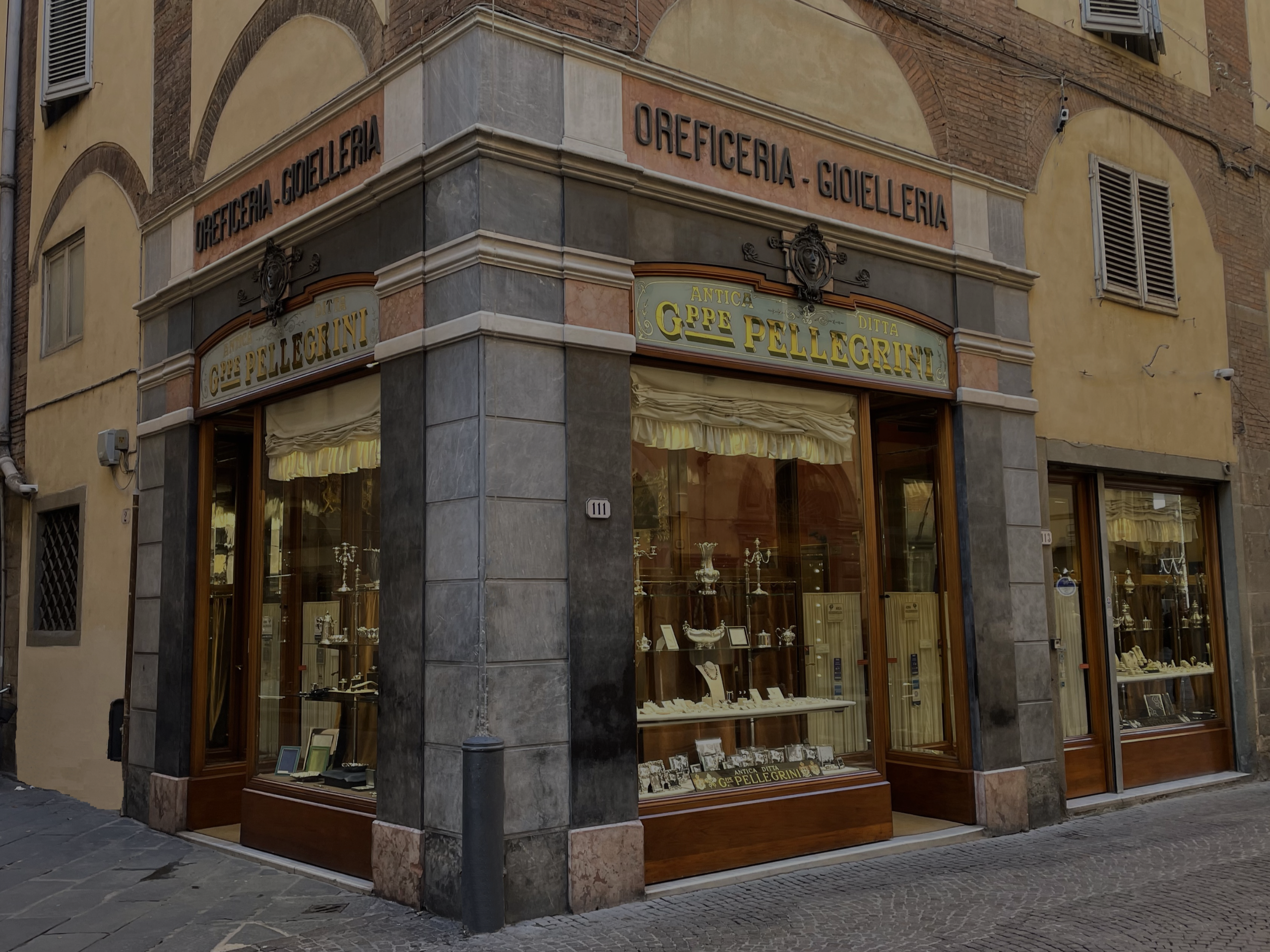 negozio gioielleria pellegrini